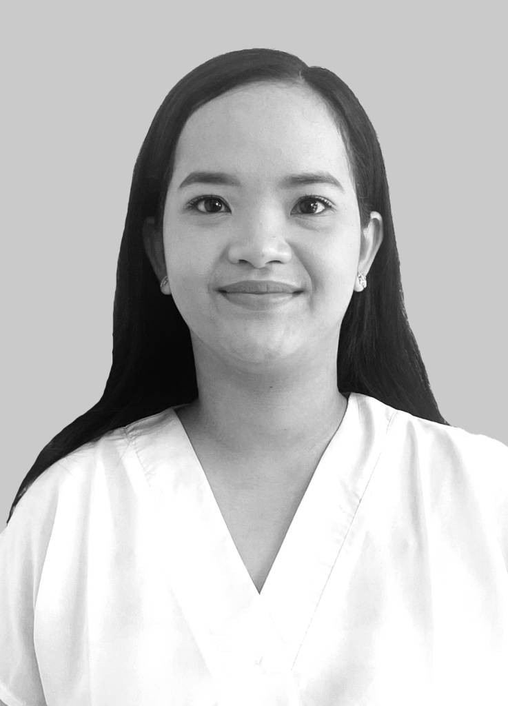 Nadya - Villa Listing Agent